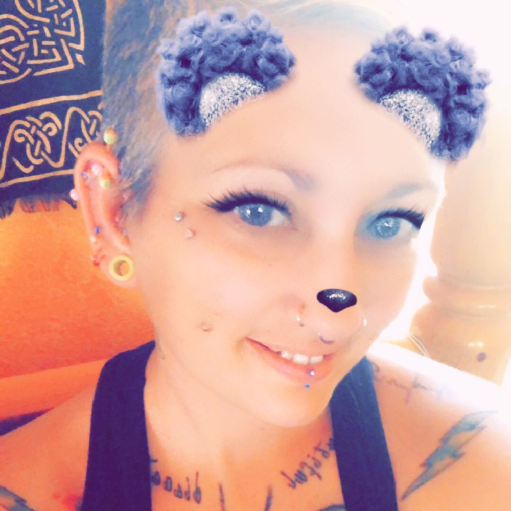 Meet your Posher, Sheri